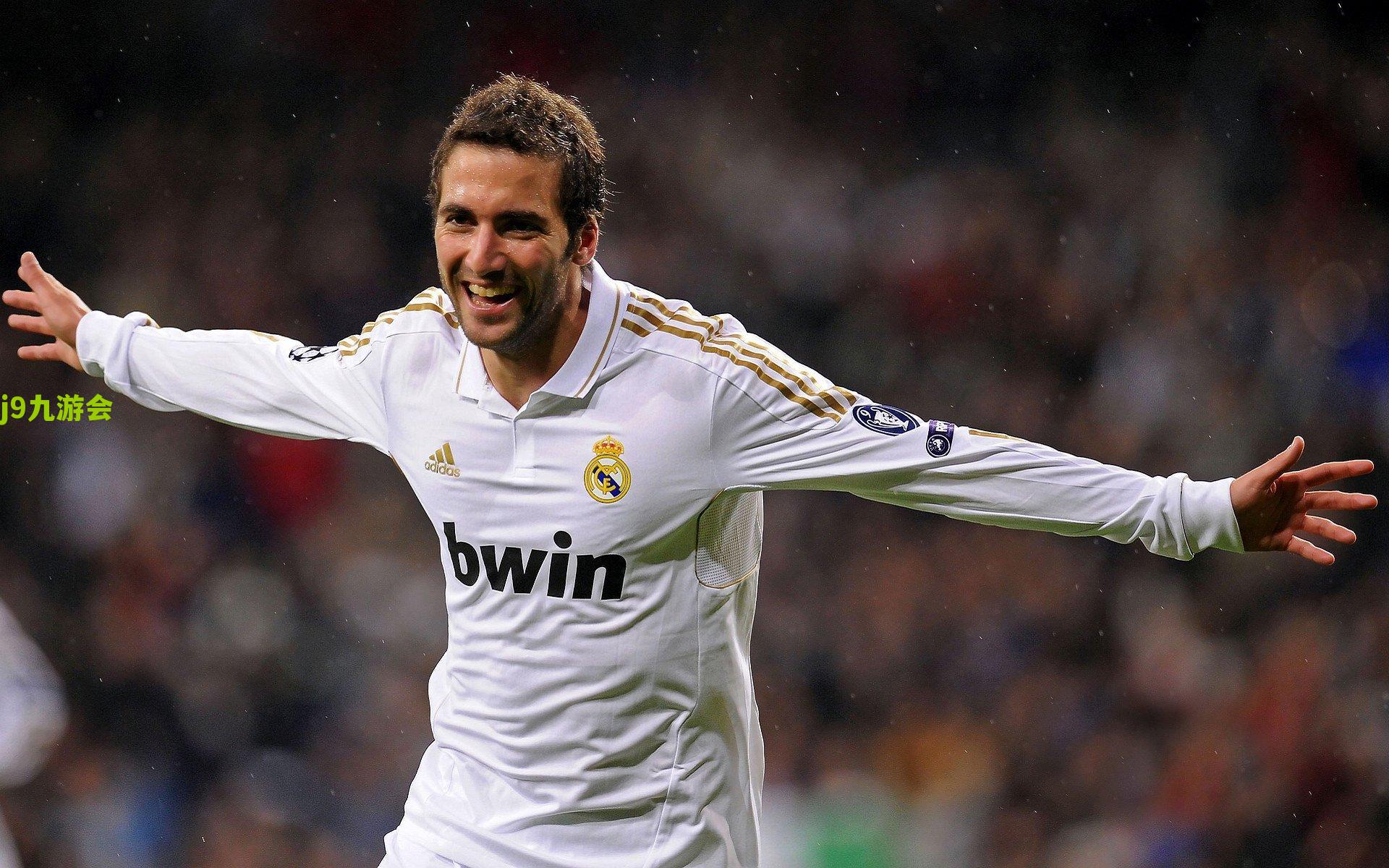 半场闷平蓝军锋无力 樱桃军顽强拒敌 新星伤退引忧