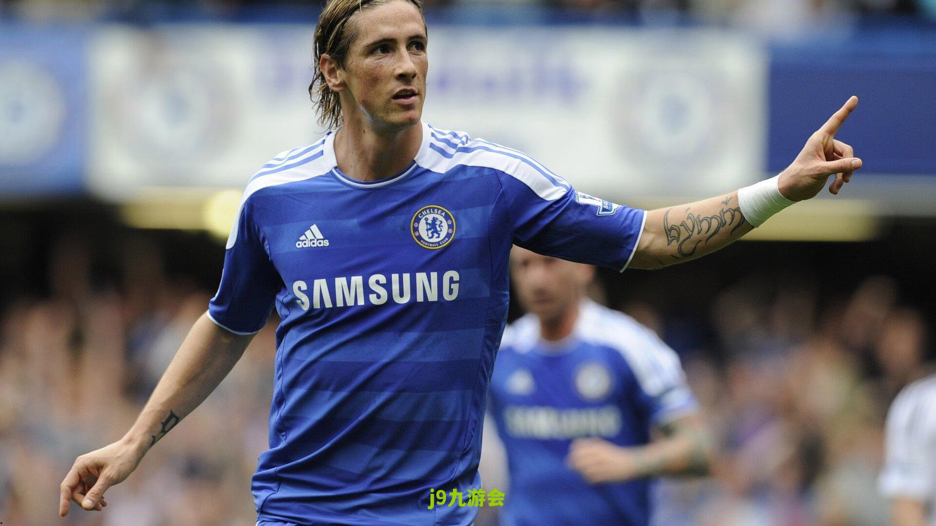 翟晓川承载队友信念拼出血性一战 团队力量铸就赛场动人篇章