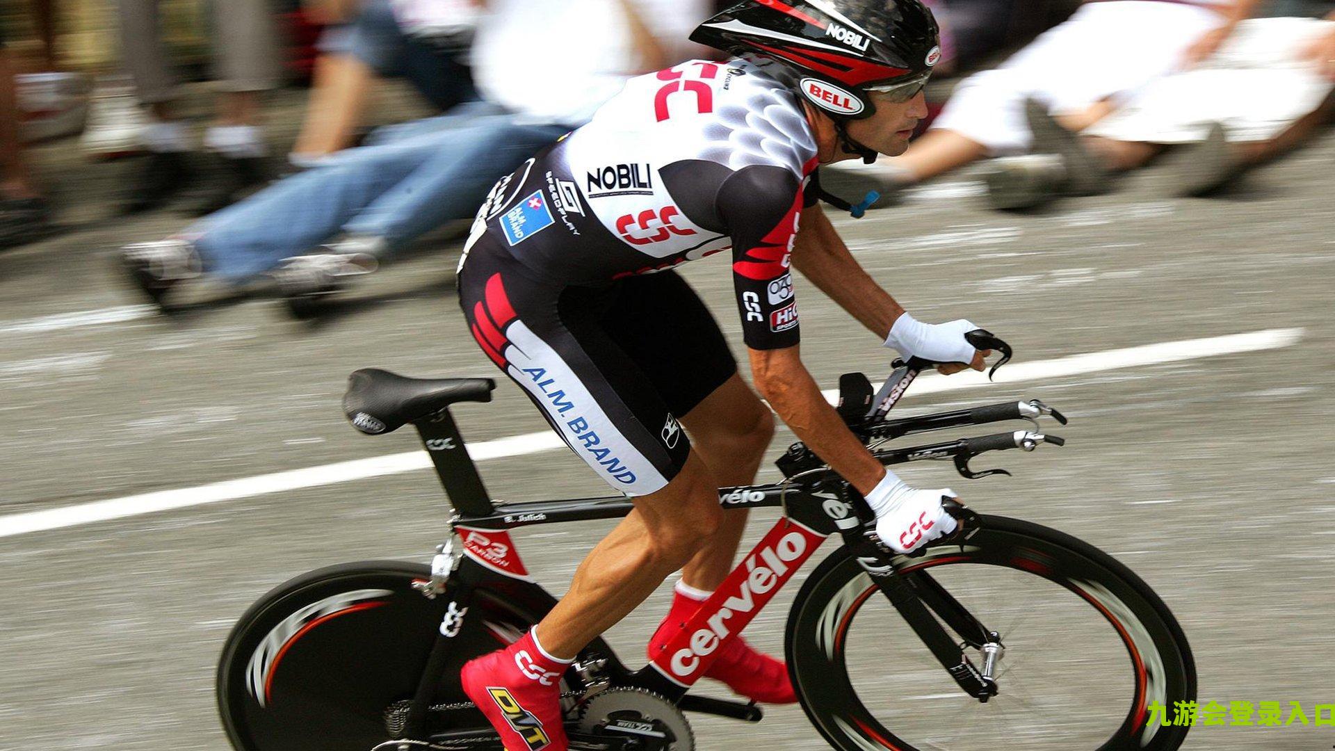 雷霆新星霍姆格伦攻防统治！连送两记史诗级封盖点燃全场