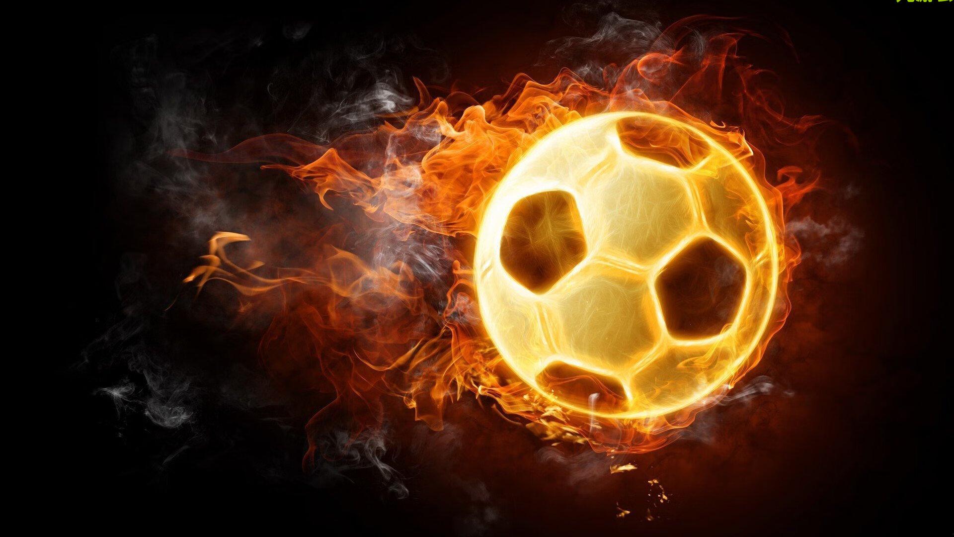 霍伊伦坦诚偶像C罗激励成长，笑谈米兰传闻，我在曼联非常开心